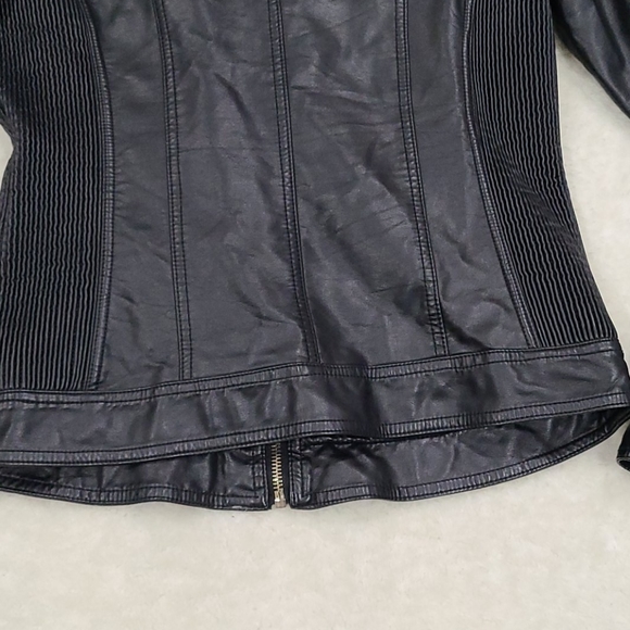 Cute Suzy Shier Stylish Woman's Jacket - Picture 9 of 13